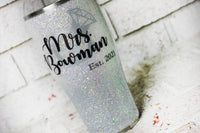 Bridal glitter Cup, Glitter Engaged  tumbler, Silver and White glitter cup, custom travel cup, Glitzy wedding planning cup, Engagement